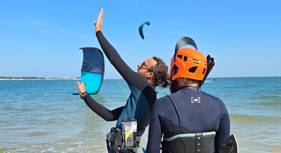 Progression kitesurf waterstart sur le spot de Rivedoux